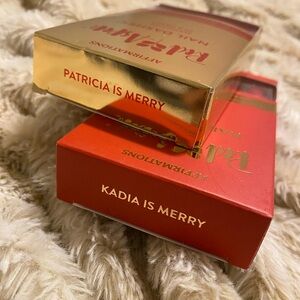 Patricia Is Merry Gold and Red Press-On Nails